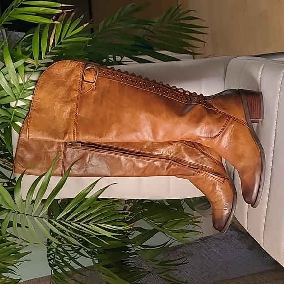 Vince Camuto Shoes - Vince Camuto Bollo Leather Knnee Boots ❤️